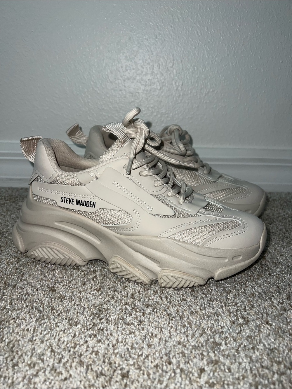 Steve Madden Platform Chunky Sneakers in Light Beige